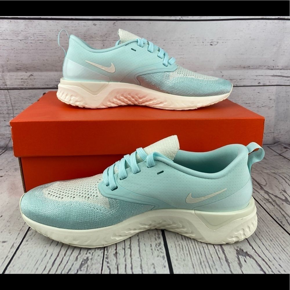 Nike Odyssey React - Picture 2 of 6